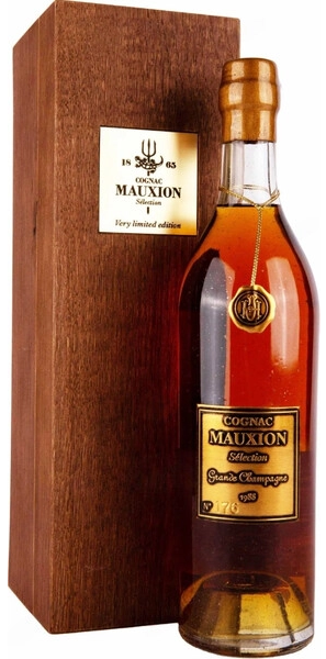 Коньяк "Mauxion Selection" Grande Champagne AOC, 1988, wooden box, 0.7 л