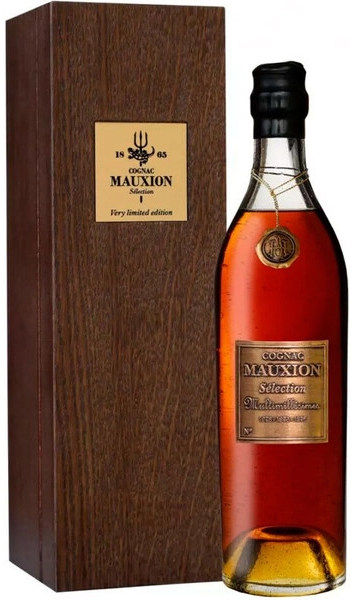 Коньяк "Mauxion Selection" Multimillesimes (1973, 1975, 1976), Bons Bois AOC, wooden box, 0.7 л